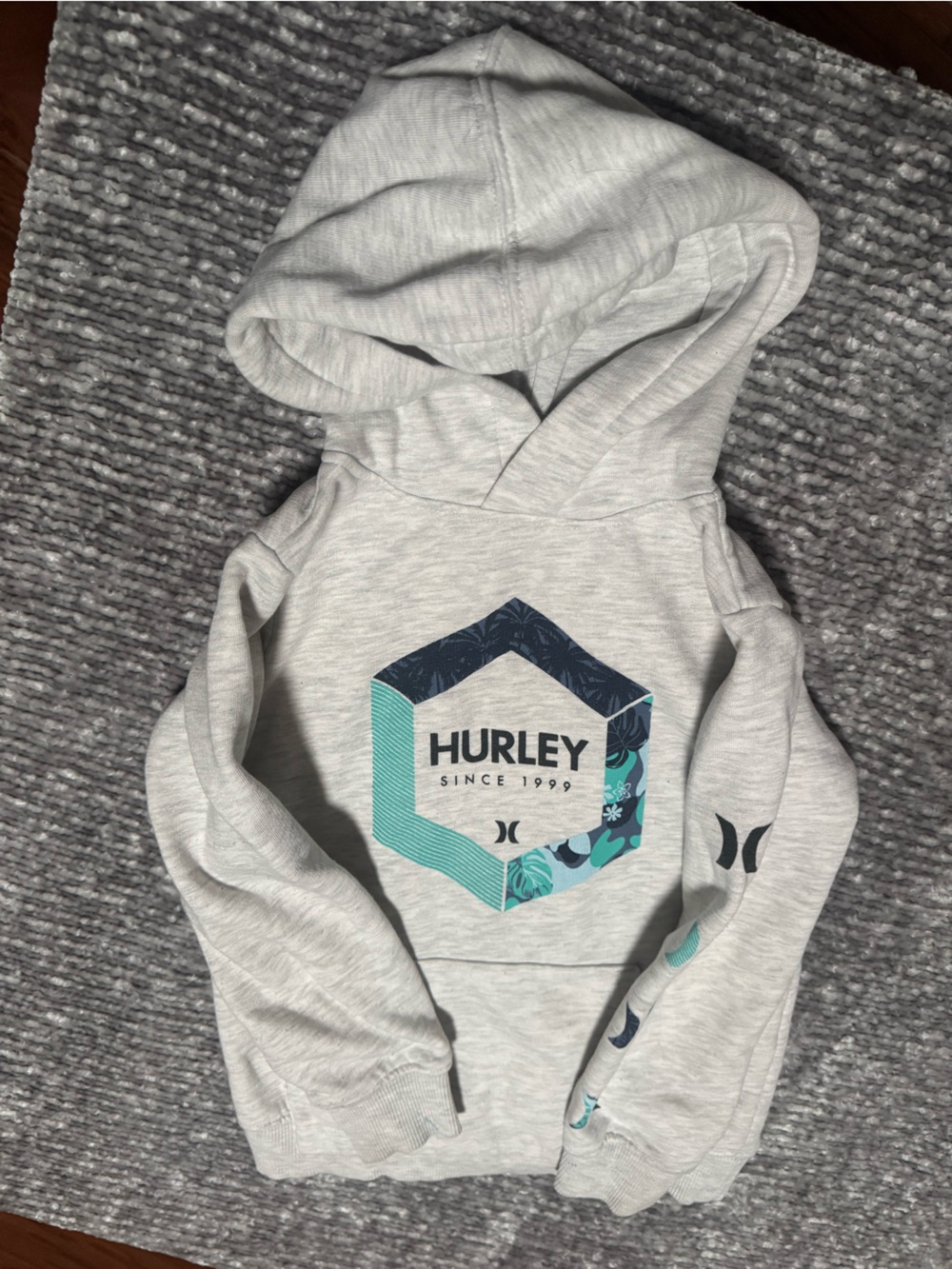 Hurley Light Heather Gray Pullover Hoodie with Teal & Navy Hex Graphic